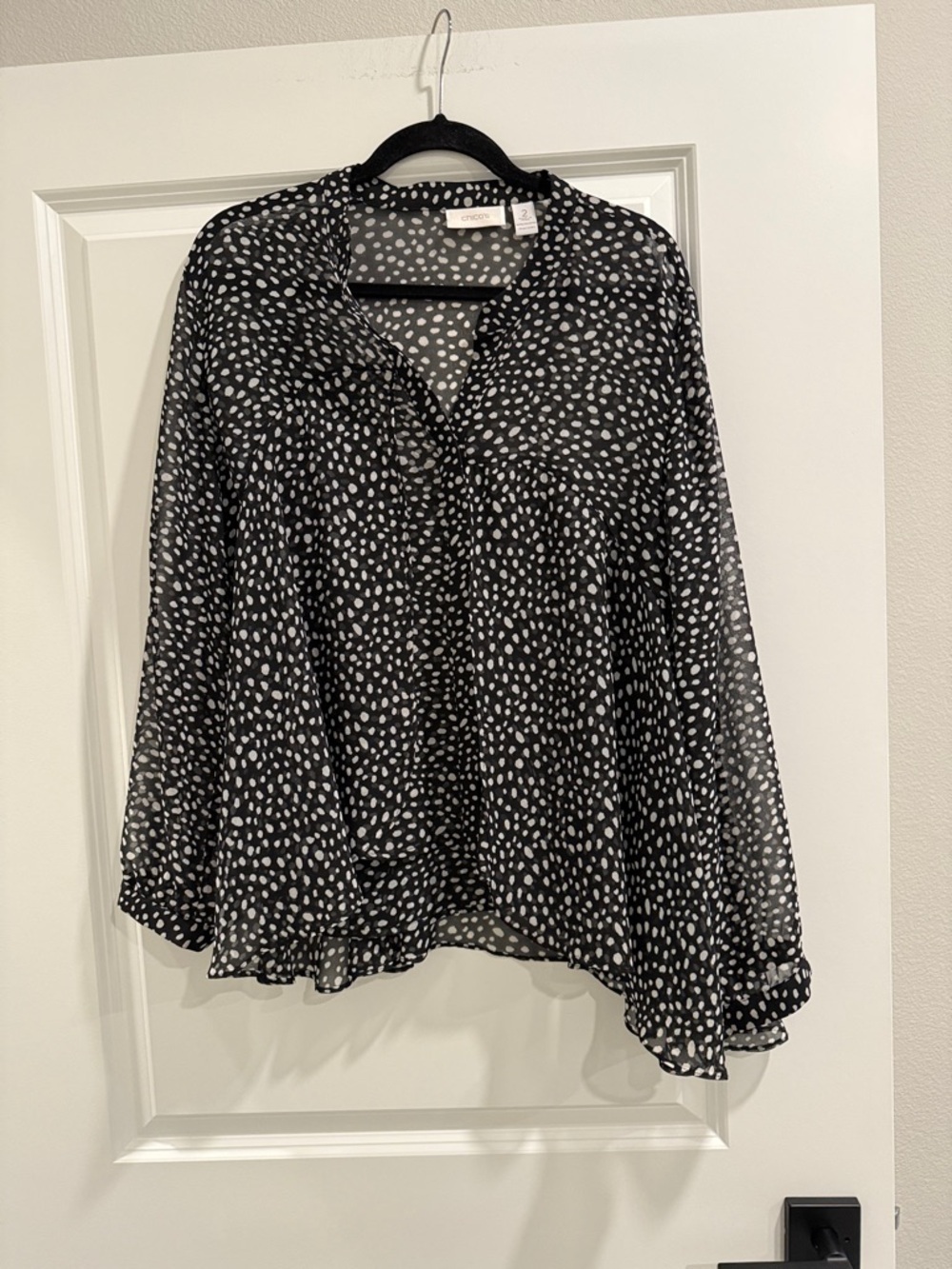 Chico’s Chiffon Polka Dot V-Neck Blouse - Black/White sz l